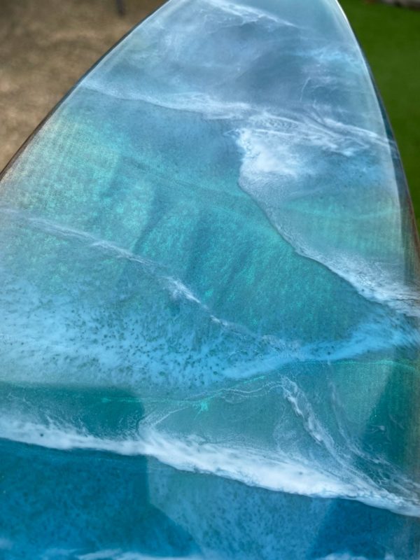 Medium Resin Surfboard 2